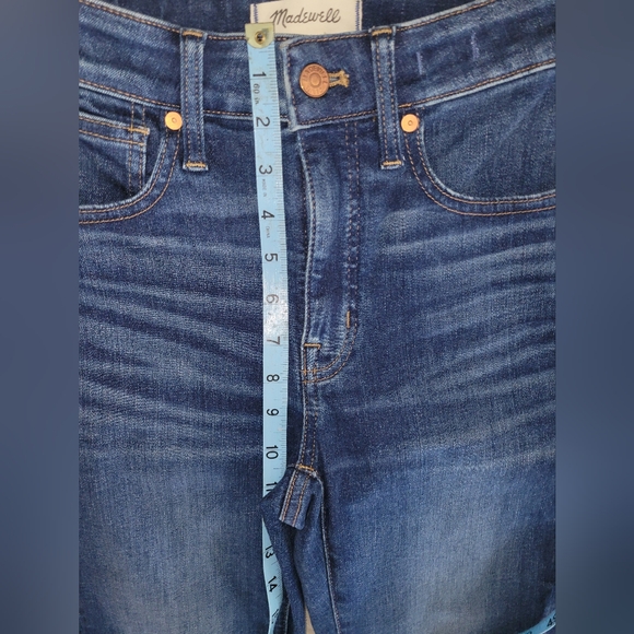 Madewell Curvy High-Rise Skinny Jeans in Lanette Wash - Picture 7 of 14